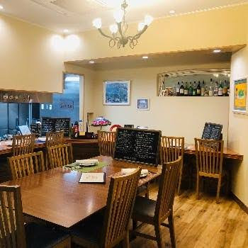 飲食店　スクレ・サレ（飲食店）まで352m