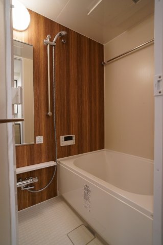 バス・シャワールーム　バス※別部屋参考写真