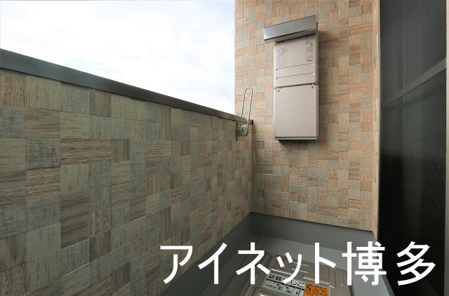 バルコニー　日当たり良好なバルコニー