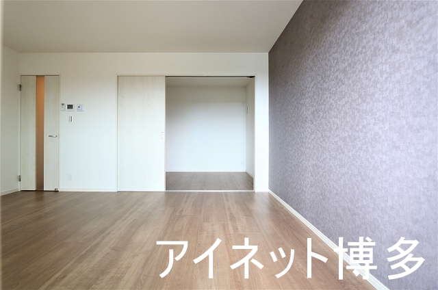 居室・リビング　明るいリビングですね