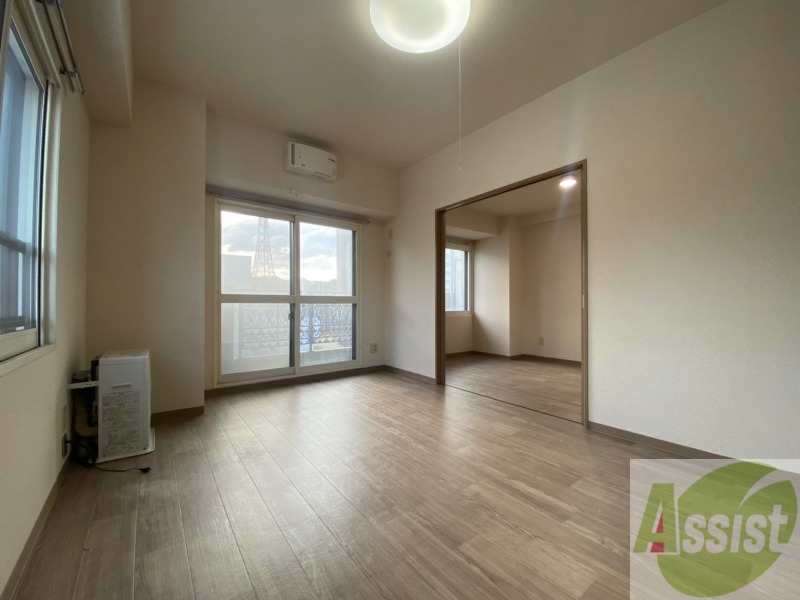 居室・リビング　広くてキレイなお部屋が広がっていて、充実した生活が送れそう。