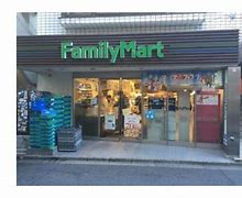 コンビニ　ファミリーマート南青山五丁目店（コンビニ）まで87m