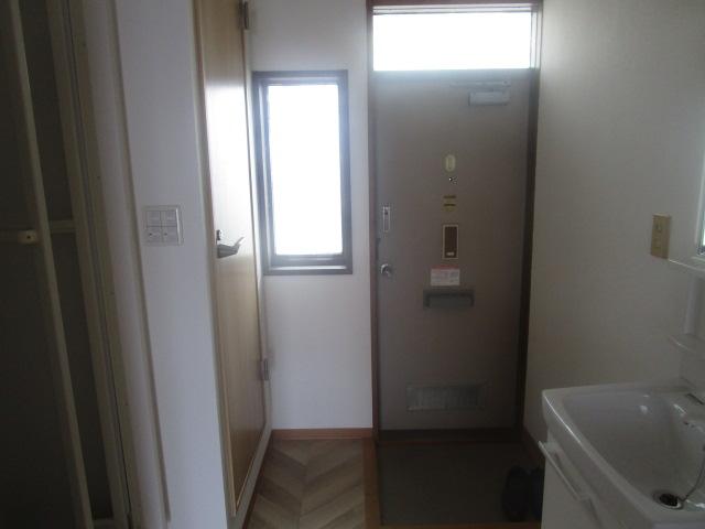 玄関　ゆったりとした玄関です