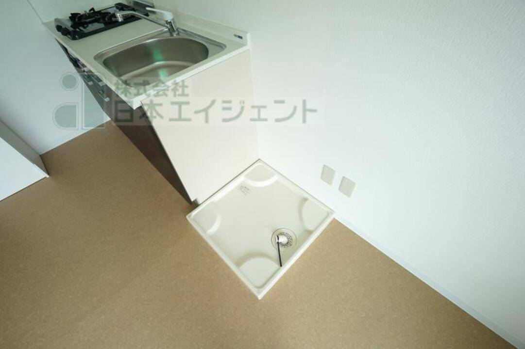 洗面設備　洗濯機置場