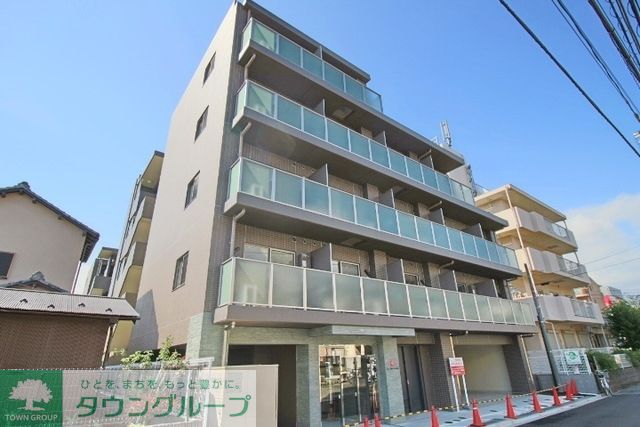 建物外観　駅徒歩３分です