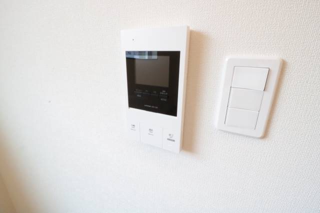 セキュリティ　モニター付きインターホンで安心♪