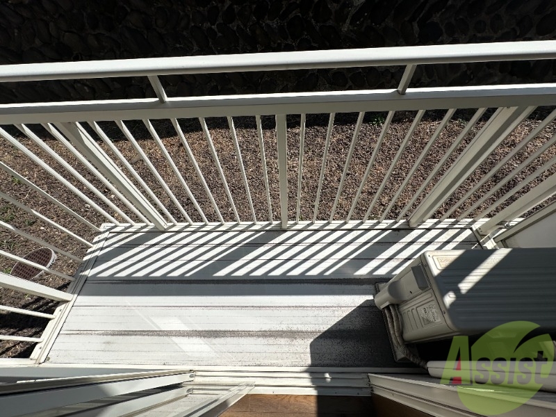 バルコニー　バルコニーがあるので洗濯物も干しやすそうです。