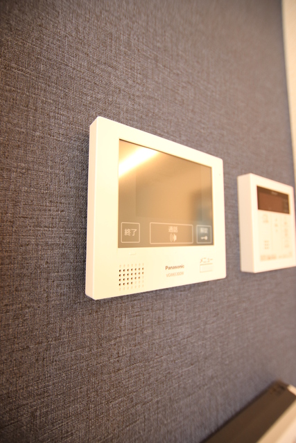 セキュリティ　訪問者も確認できるＴＶモニタ付きドアホン