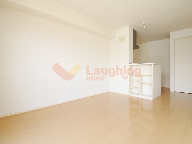 居室・リビング　こちらの居間で趣味の時間をお楽しみください