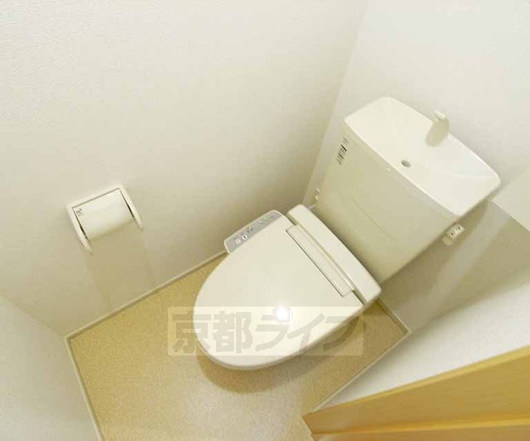 トイレ　ウォシュレット付きのトイレです。