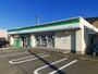 コンビニ　ファミリーマート天童中里店（コンビニ）まで900m