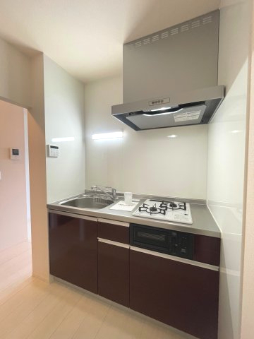 キッチン　システムキッチン(2口)付き！ご用意する費用が省けます♪