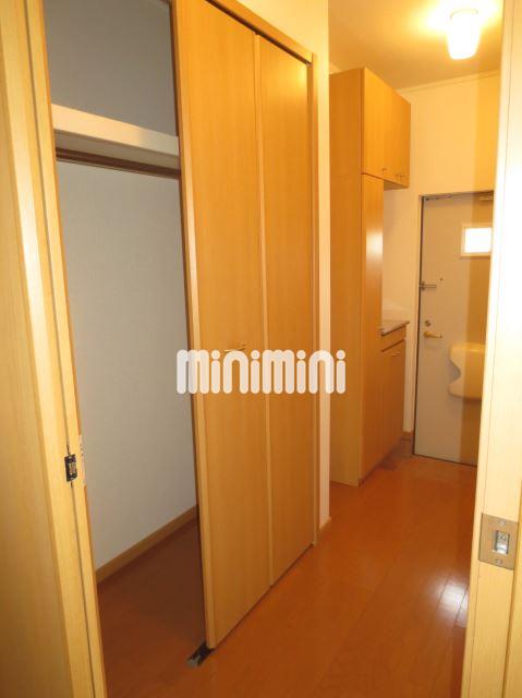 収納　廊下、収納