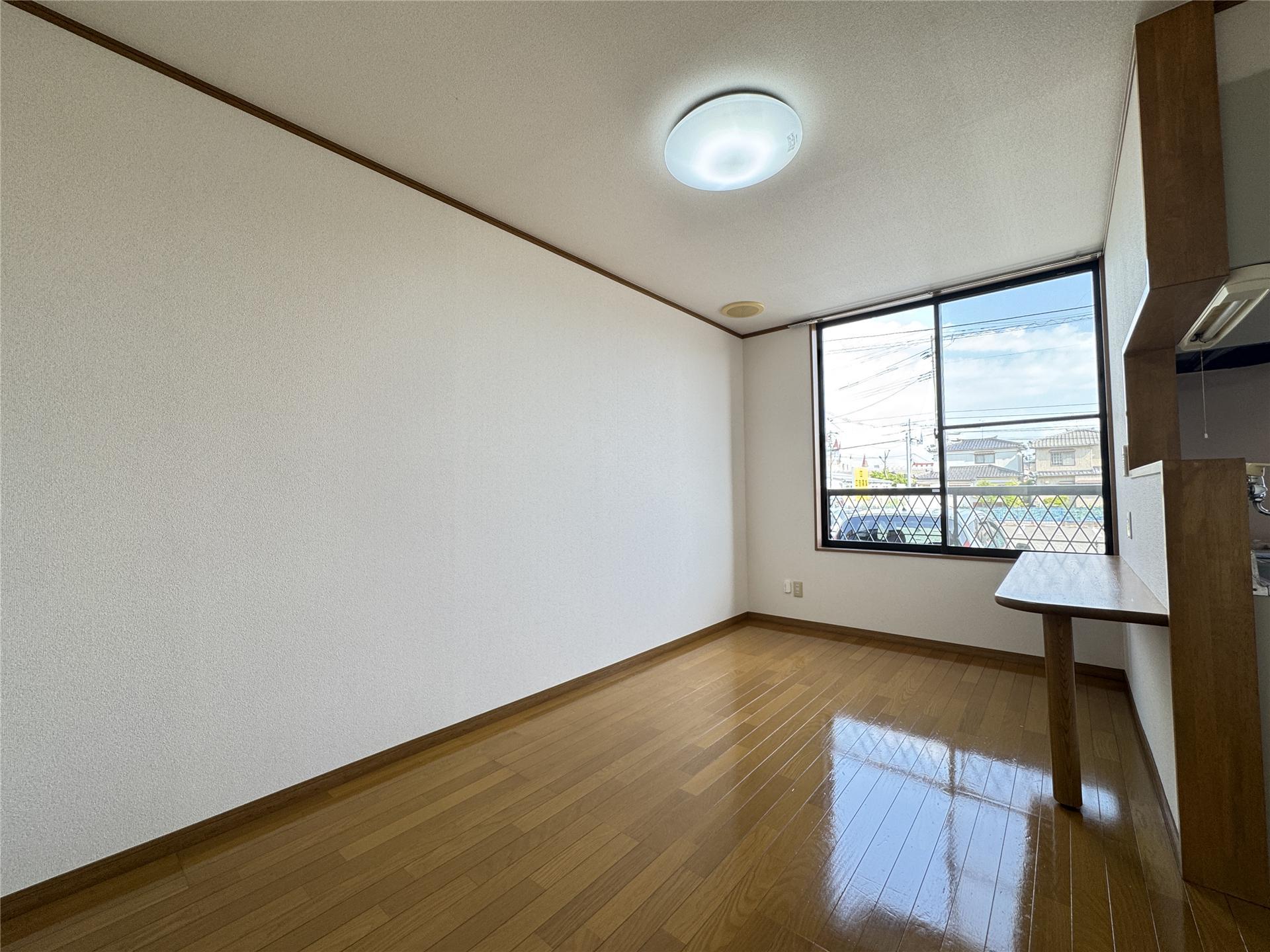 居室・リビング　（別部屋参考イメージ）リビング10帖☆エアコン完備！