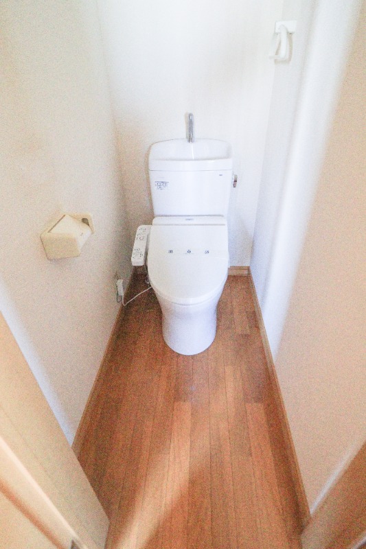 トイレ　図面と現状に相違がある場合には現状を優先