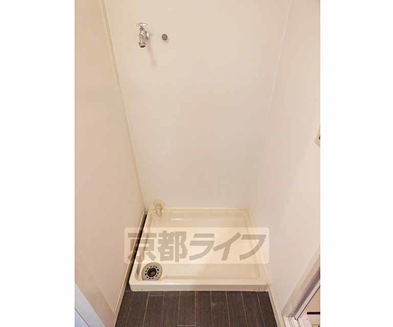 その他設備　洗濯機が置けます。