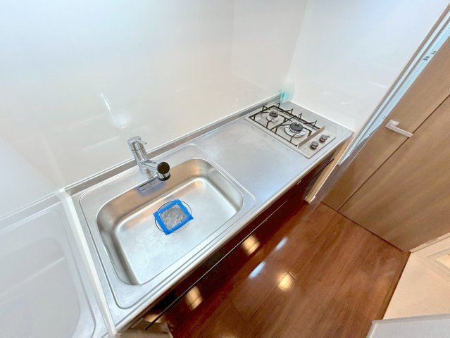 キッチン　作業のしやすい広めのキッチンです。