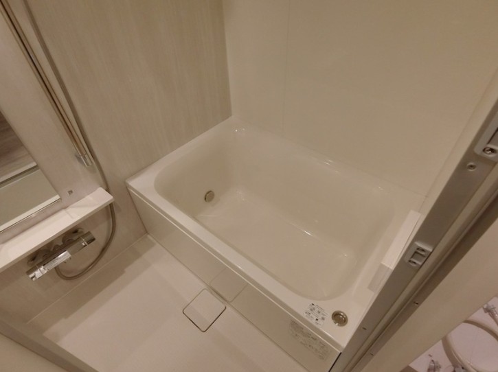 バス・シャワールーム　風呂