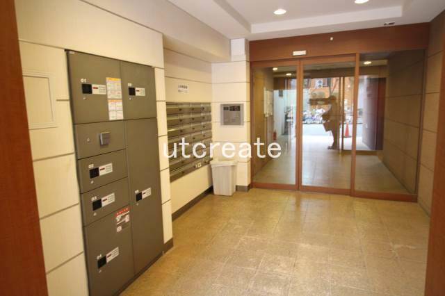 ロビー　宅配ボックス・集合ポストがございます。