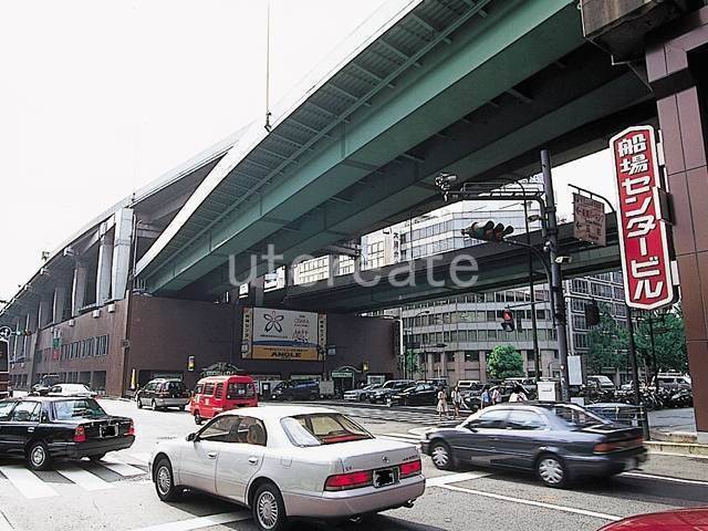 ショッピングセンター　船場センタービル（ショッピングセンター）まで695m