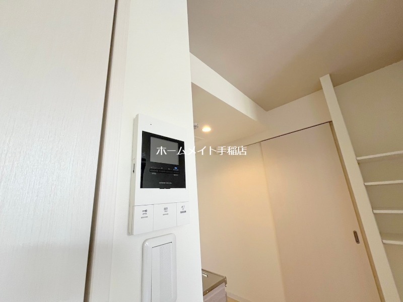 セキュリティ　モニター付きインターホンで安心です♪