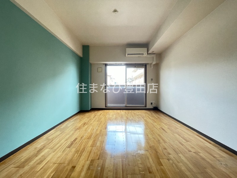 居室・リビング　同型別部屋写真