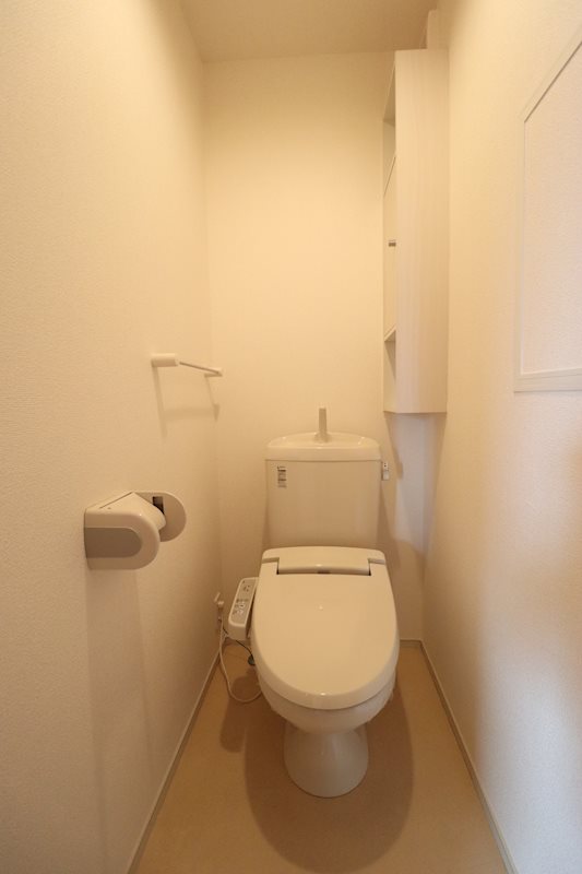 トイレ　反転タイプ