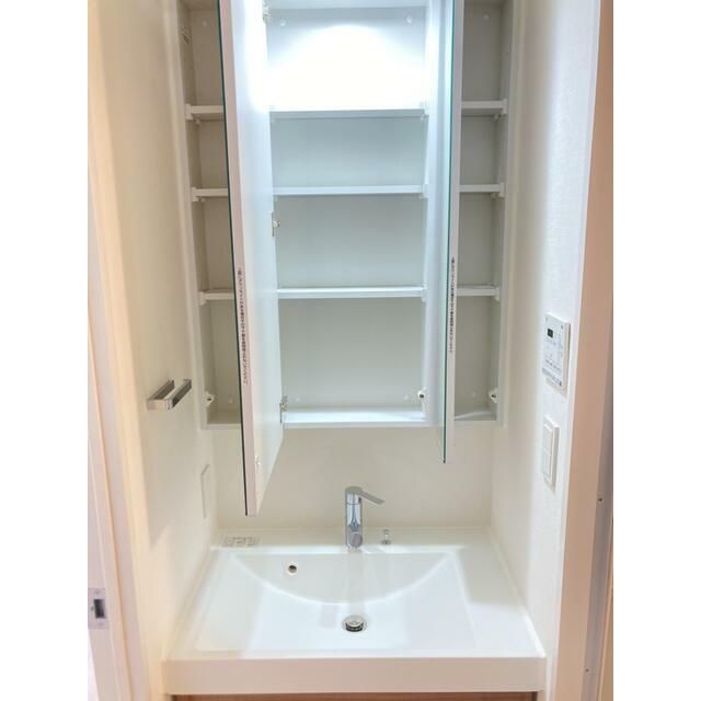 洗面設備　アルテシモテーレ　北区王子本町2