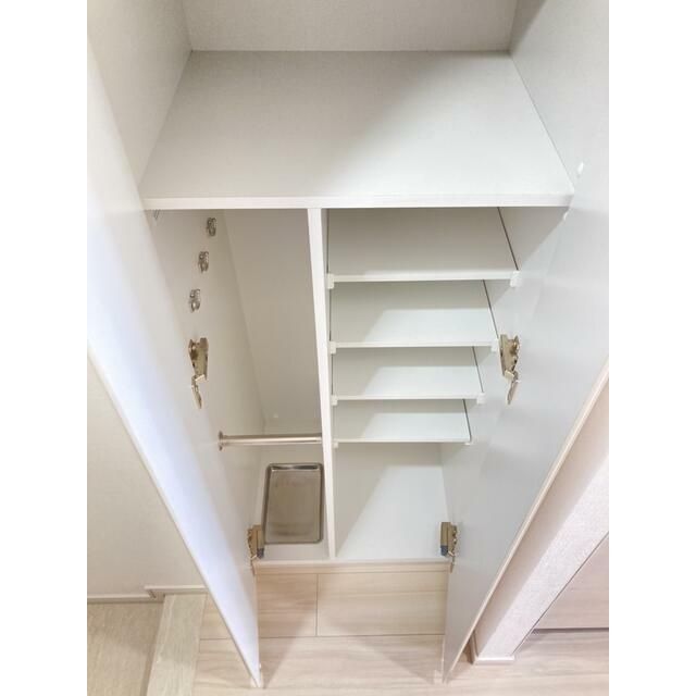 玄関　アルテシモテーレ　北区王子本町2