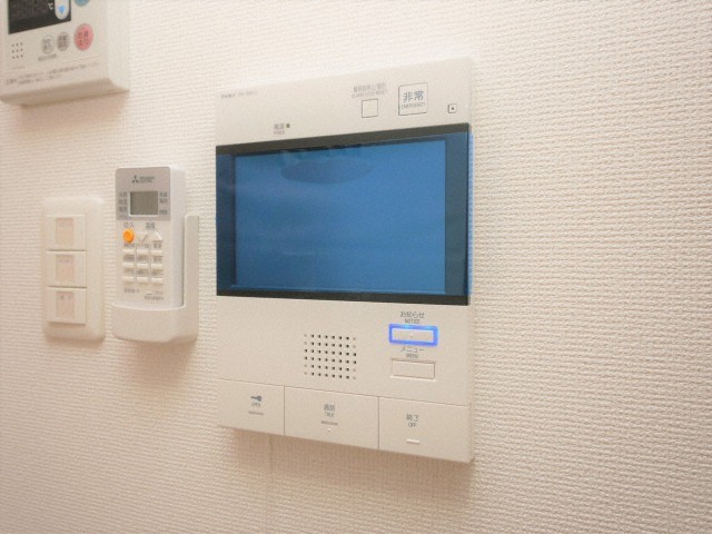 セキュリティ　セレニテ梅田ルフレ　TV付モニターフォン