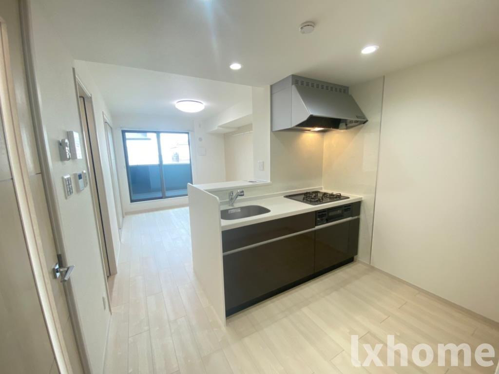 キッチン　コンパクトなキッチンで掃除もラクラク