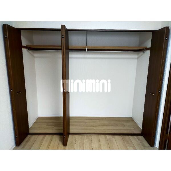 収納　収納も広々。