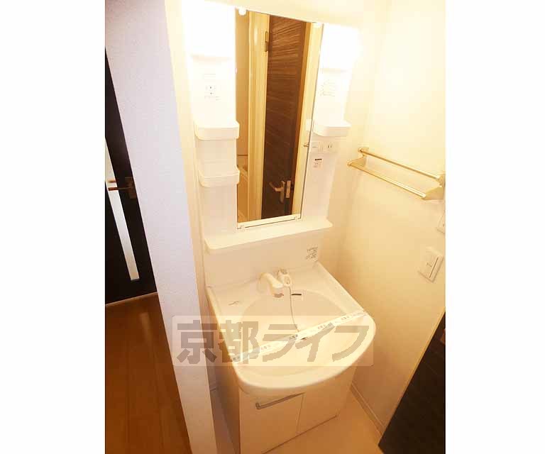 洗面設備　独立洗面台