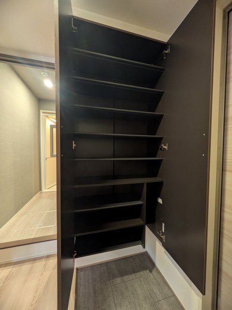 収納　同物件別号室の写真