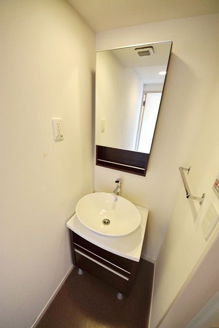 洗面設備　同物件別部屋