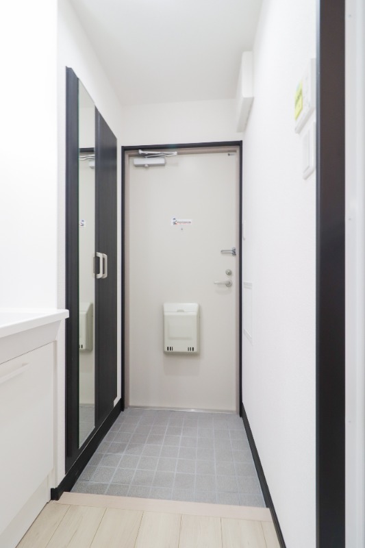 玄関　図面と現状に相違がある場合には現状を優先