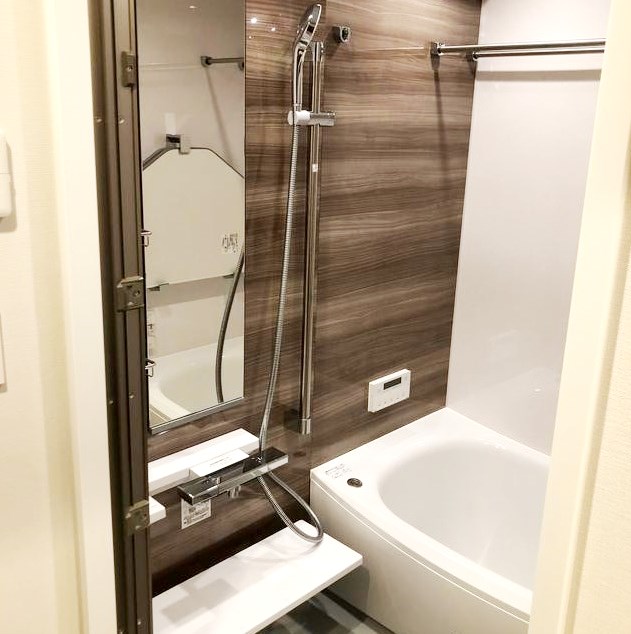 バス・シャワールーム