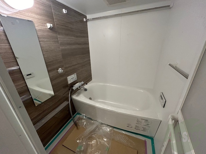 バス・シャワールーム　疲れを癒すには湯船でゆっくりするのが良いですよ。