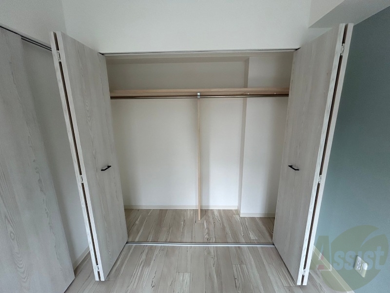 収納　寝室の収納になります。広々としてたくさん収納できます。