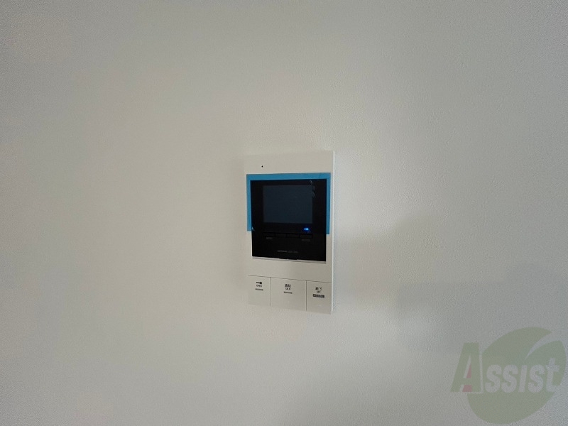 セキュリティ　モニタ付インターホンです。セキュリティ面も安心ですね！