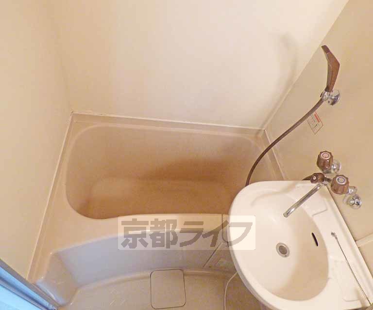 バス・シャワールーム　バスです。