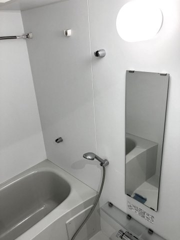 バス・シャワールーム　風呂
