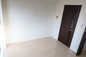 居室・リビング　※別部屋の参考写真です。