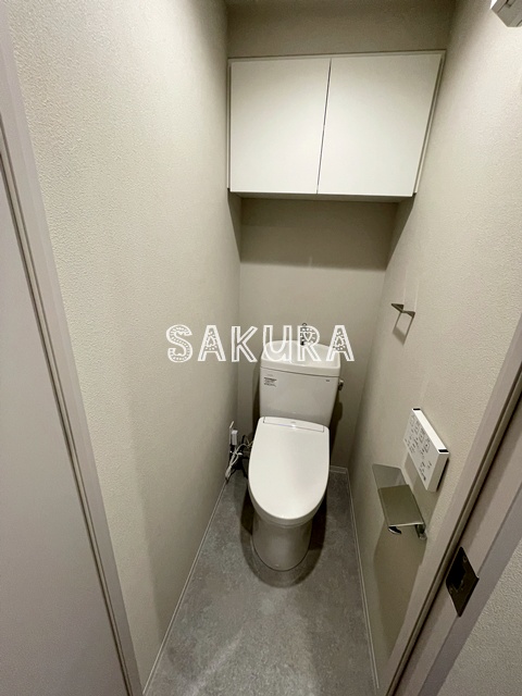 トイレ　嬉しい温水洗浄便座♪