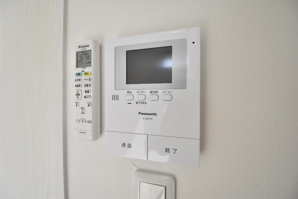 セキュリティ　カメラ付インターホン