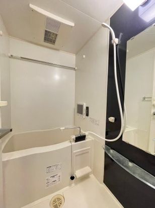バス・シャワールーム　☆ゆったりくつろげるお風呂☆