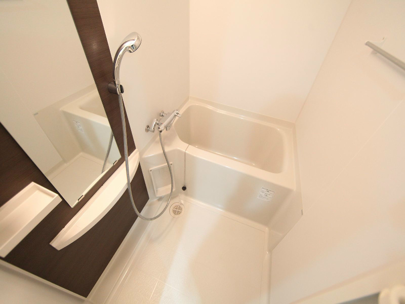 バス・シャワールーム　浴室暖房乾燥機付　24時間換気機能付バスルーム