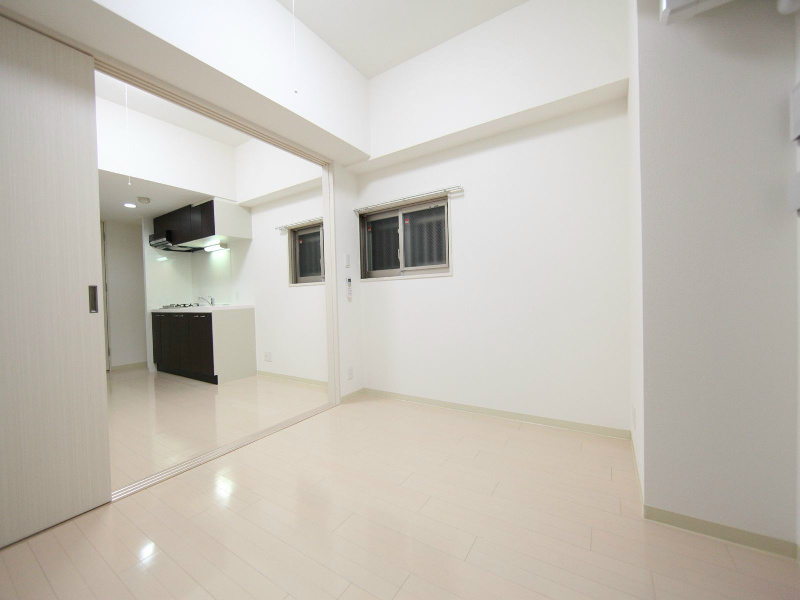 その他部屋・スペース　ＤＫ6.8帖　洋室6帖とつなげても仕切っても使えます