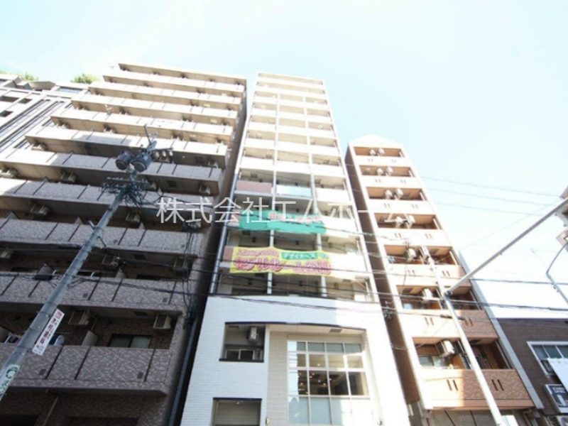 建物外観　オートロック　防犯カメラ　宅配ＢＯＸ　家具家電用意できます