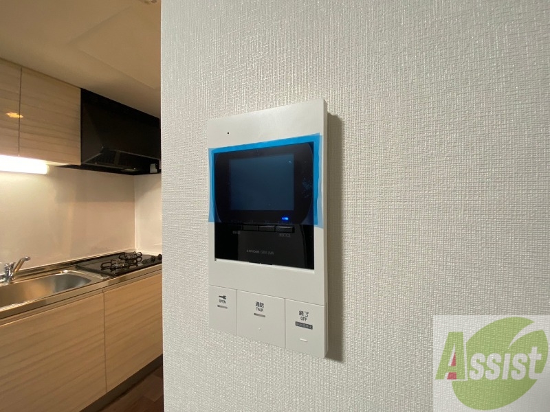 セキュリティ　ＴＶモニター付インターホンです。来客者の顔が見えるので安心！